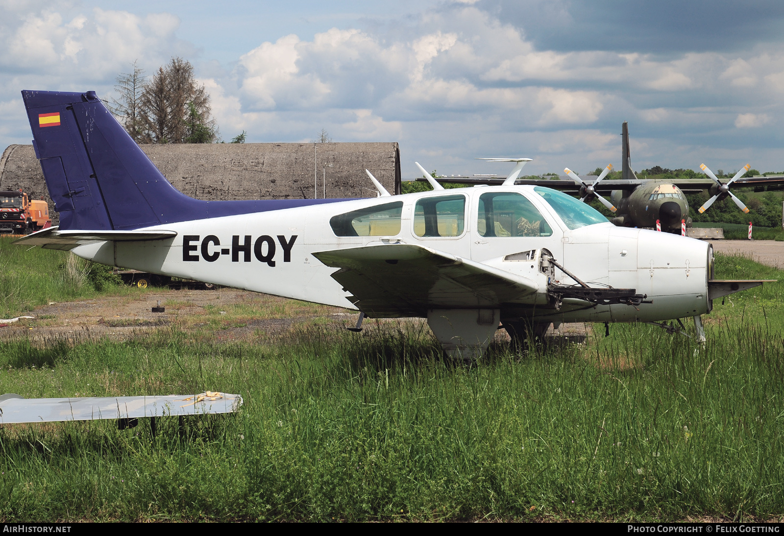 Aircraft Photo of EC-HQY | Beech 95-B55 Baron | AirHistory.net #583315
