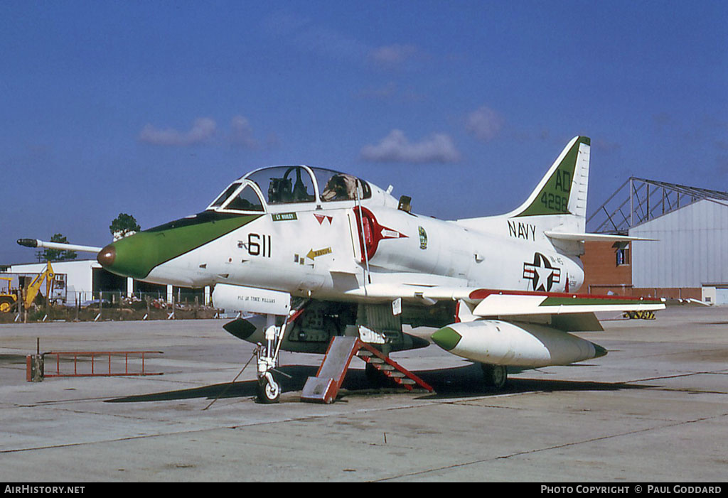 Aircraft Photo of 154298 / 4298 | Douglas TA-4J Skyhawk | USA - Navy | AirHistory.net #583353