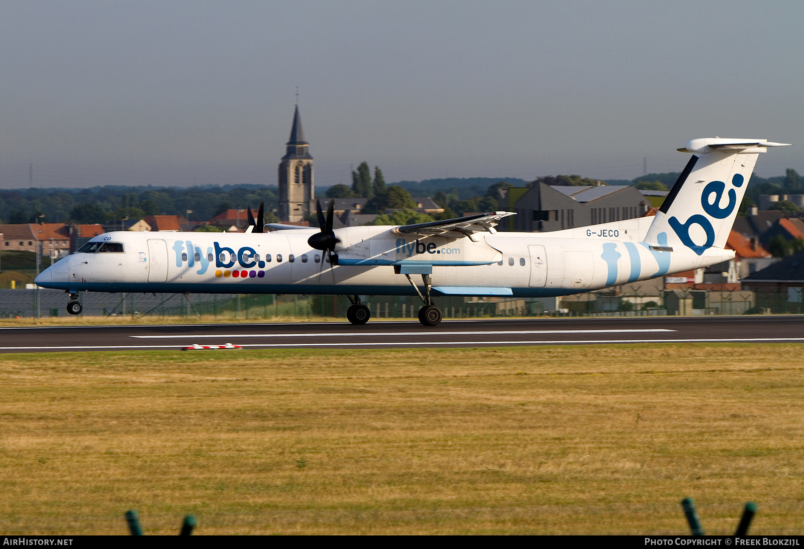 Aircraft Photo of G-JECO | Bombardier DHC-8-402 Dash 8 | Flybe | AirHistory.net #583390