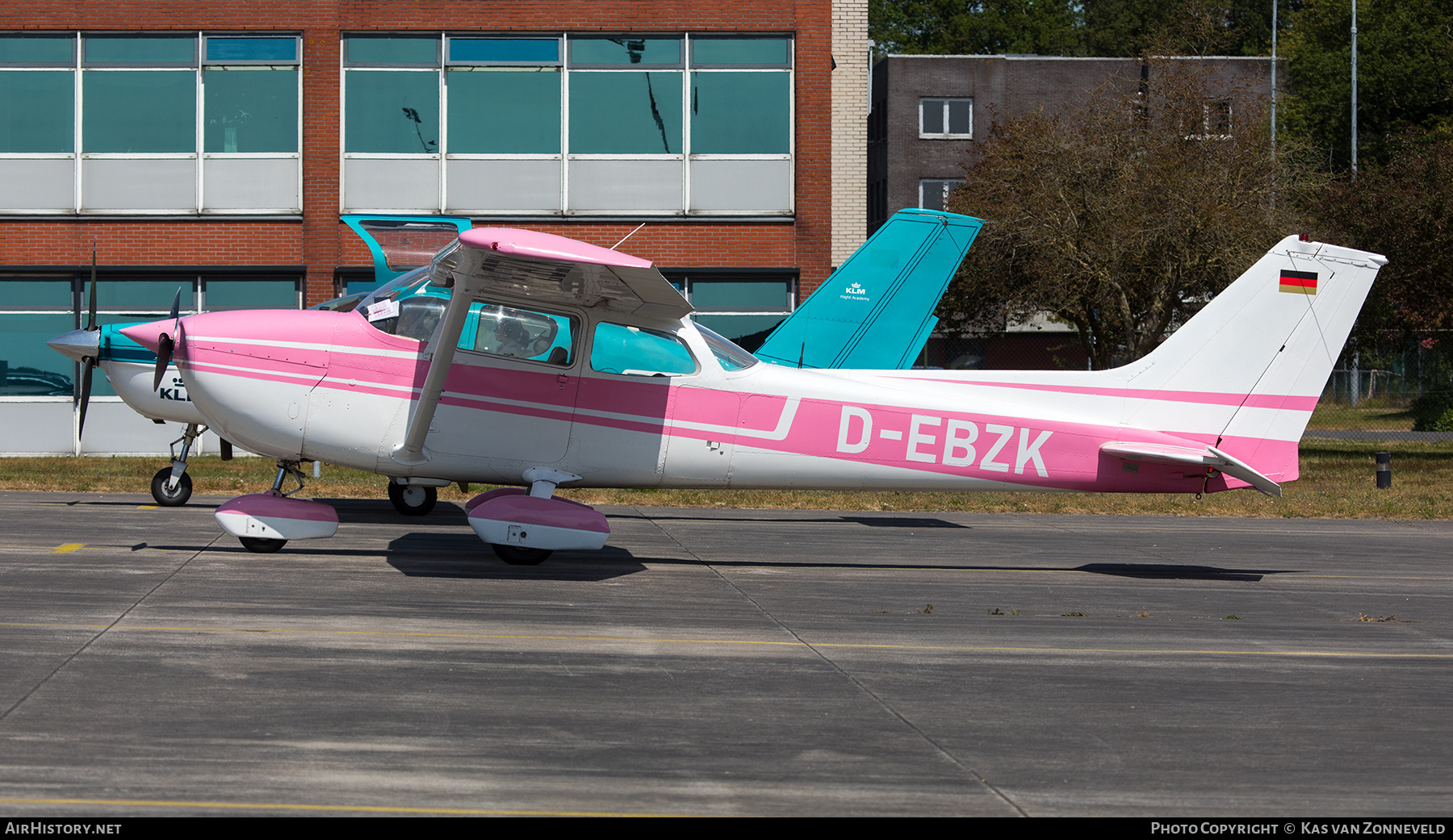 Aircraft Photo of D-EBZK | Reims F172M Skyhawk | AirHistory.net #583537