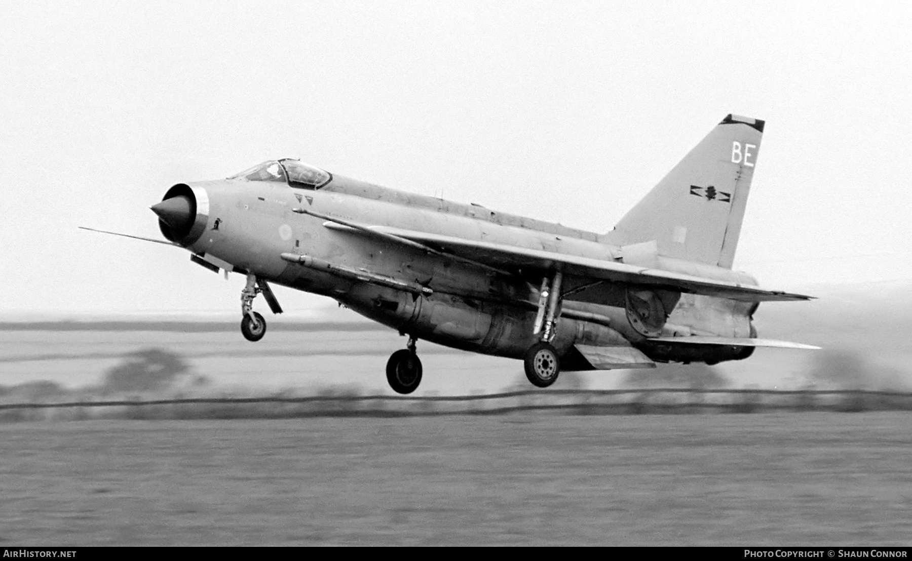 Aircraft Photo of XR757 | English Electric Lightning F6 | UK - Air Force | AirHistory.net #583551