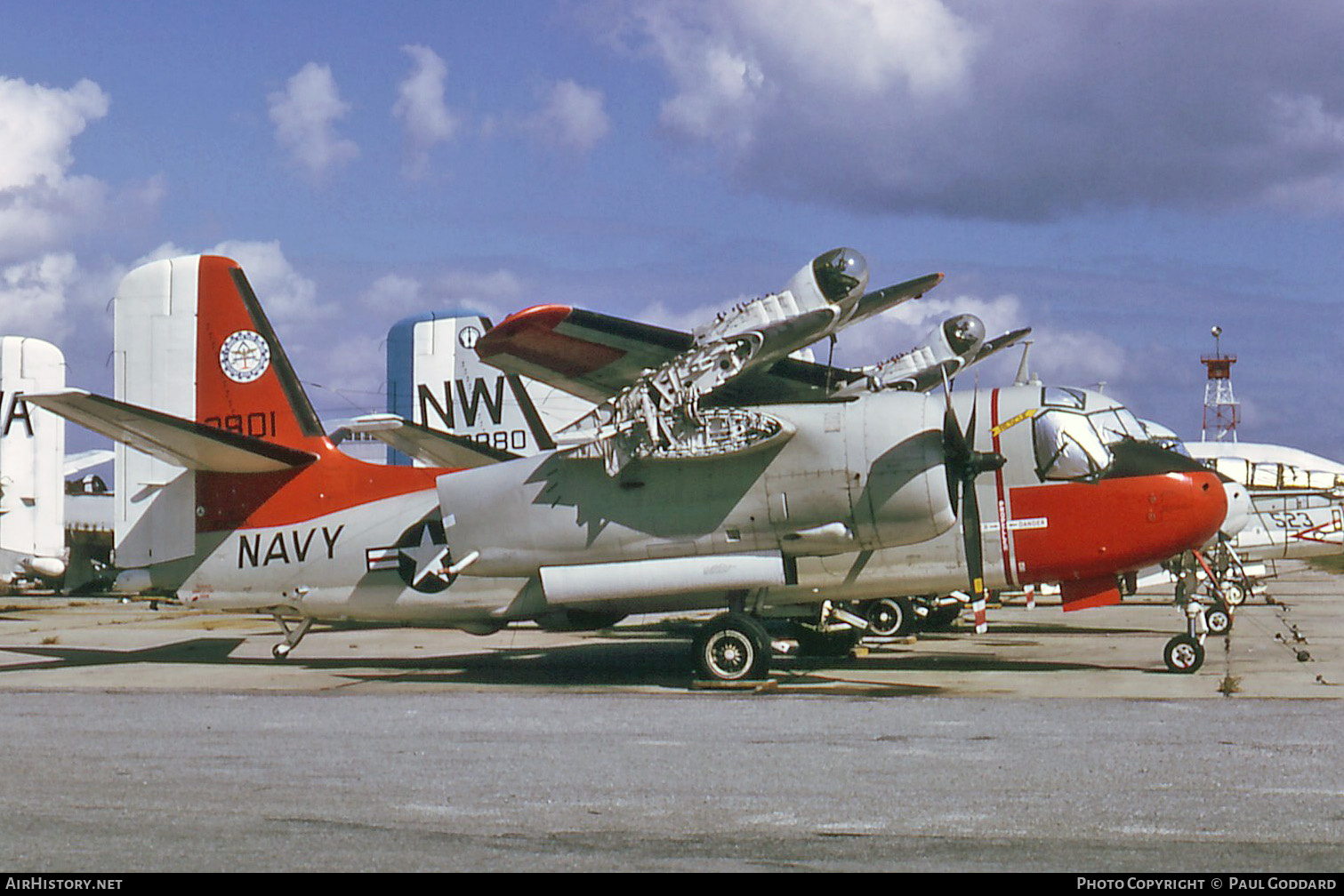 Aircraft Photo of 152801 / 2801 | Grumman S-2E Tracker | USA - Navy | AirHistory.net #583633