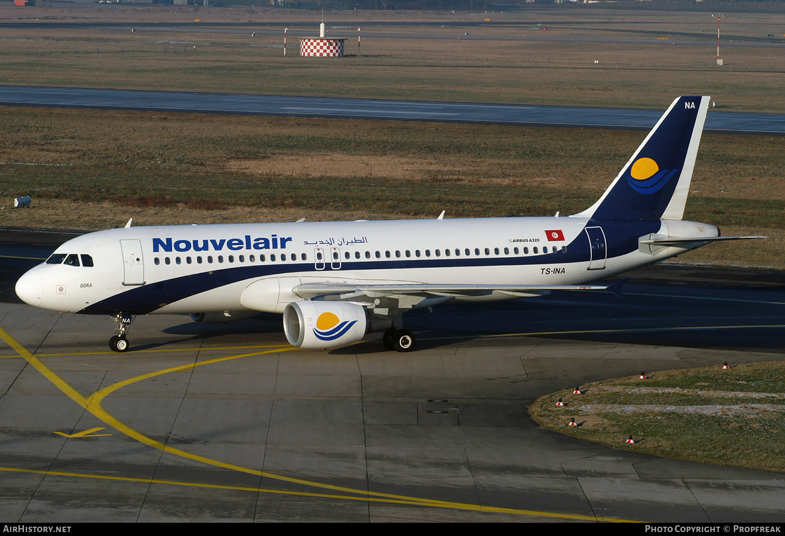 Aircraft Photo of TS-INA | Airbus A320-214 | Nouvelair Tunisie | AirHistory.net #583681