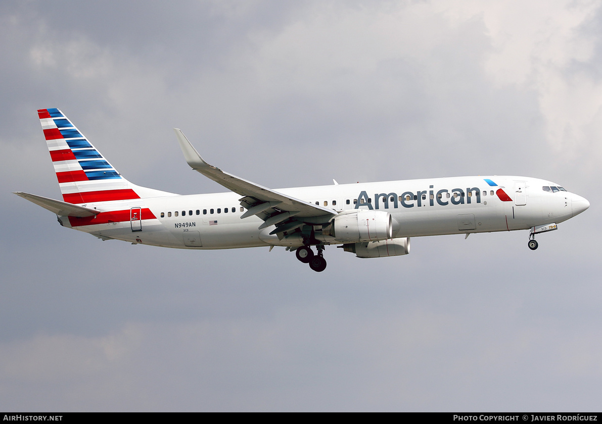 Aircraft Photo of N949AN | Boeing 737-823 | American Airlines | AirHistory.net #583689