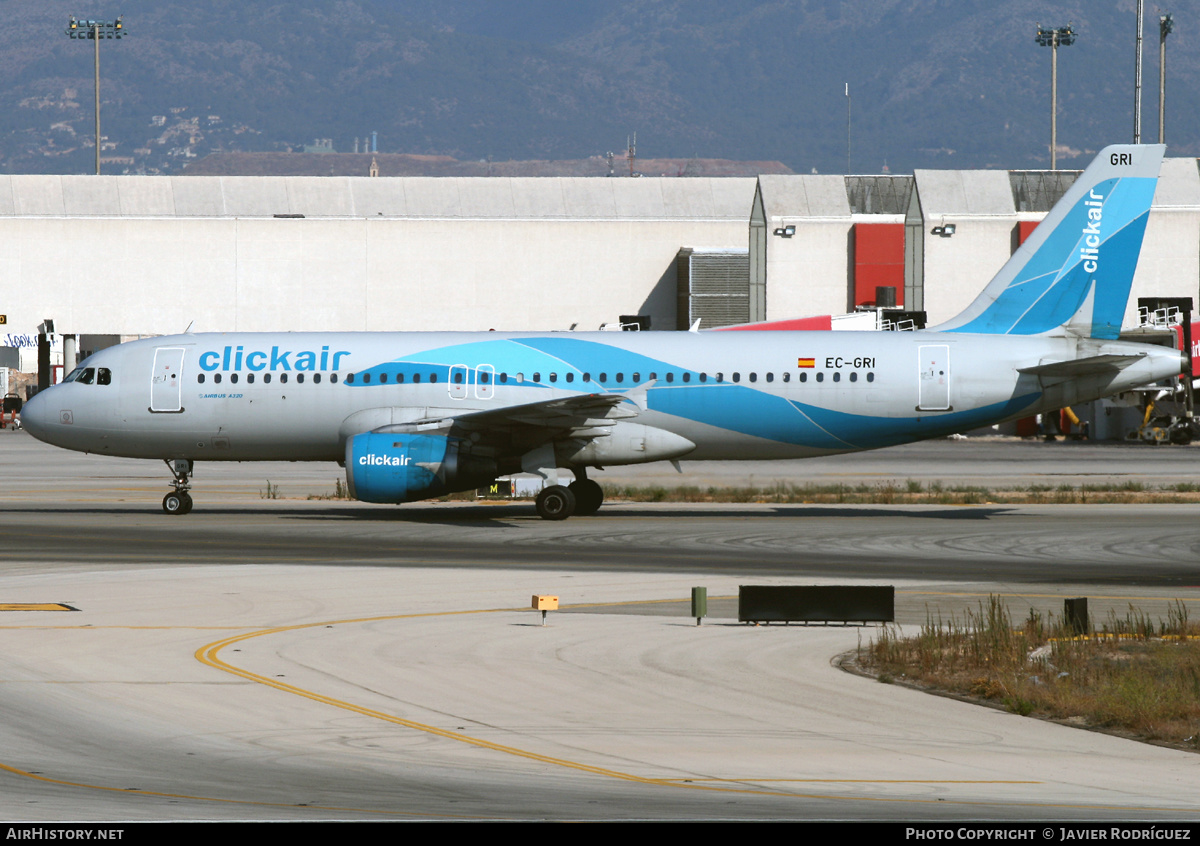 Aircraft Photo of EC-GRI | Airbus A320-211 | Clickair | AirHistory.net #583691