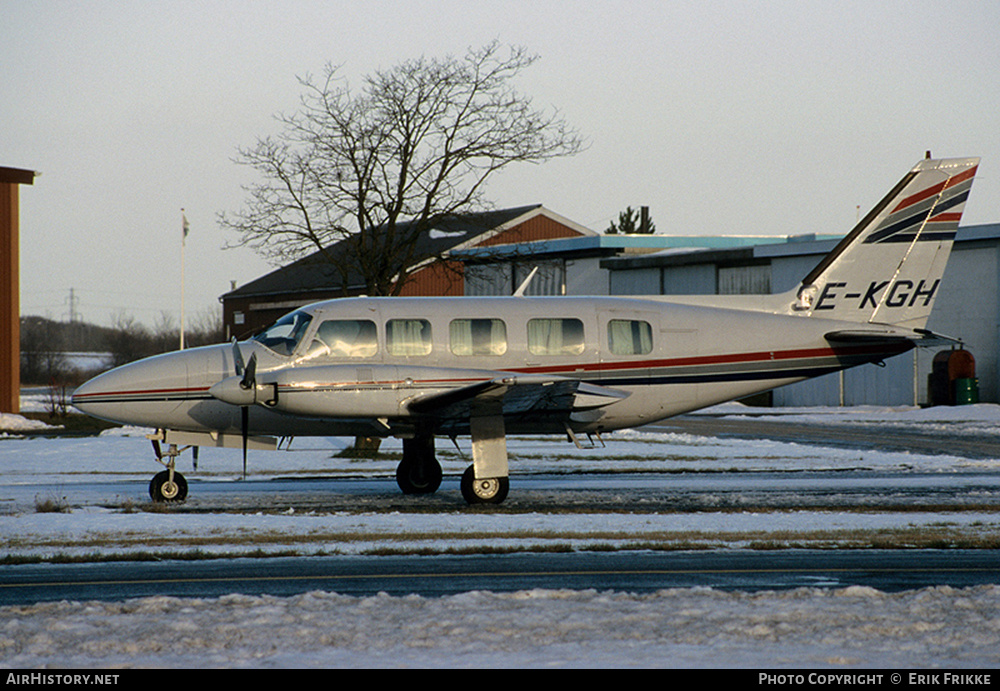 Aircraft Photo of SE-KGH | Piper PA-31-350 Navajo Chieftain | AirHistory.net #583696