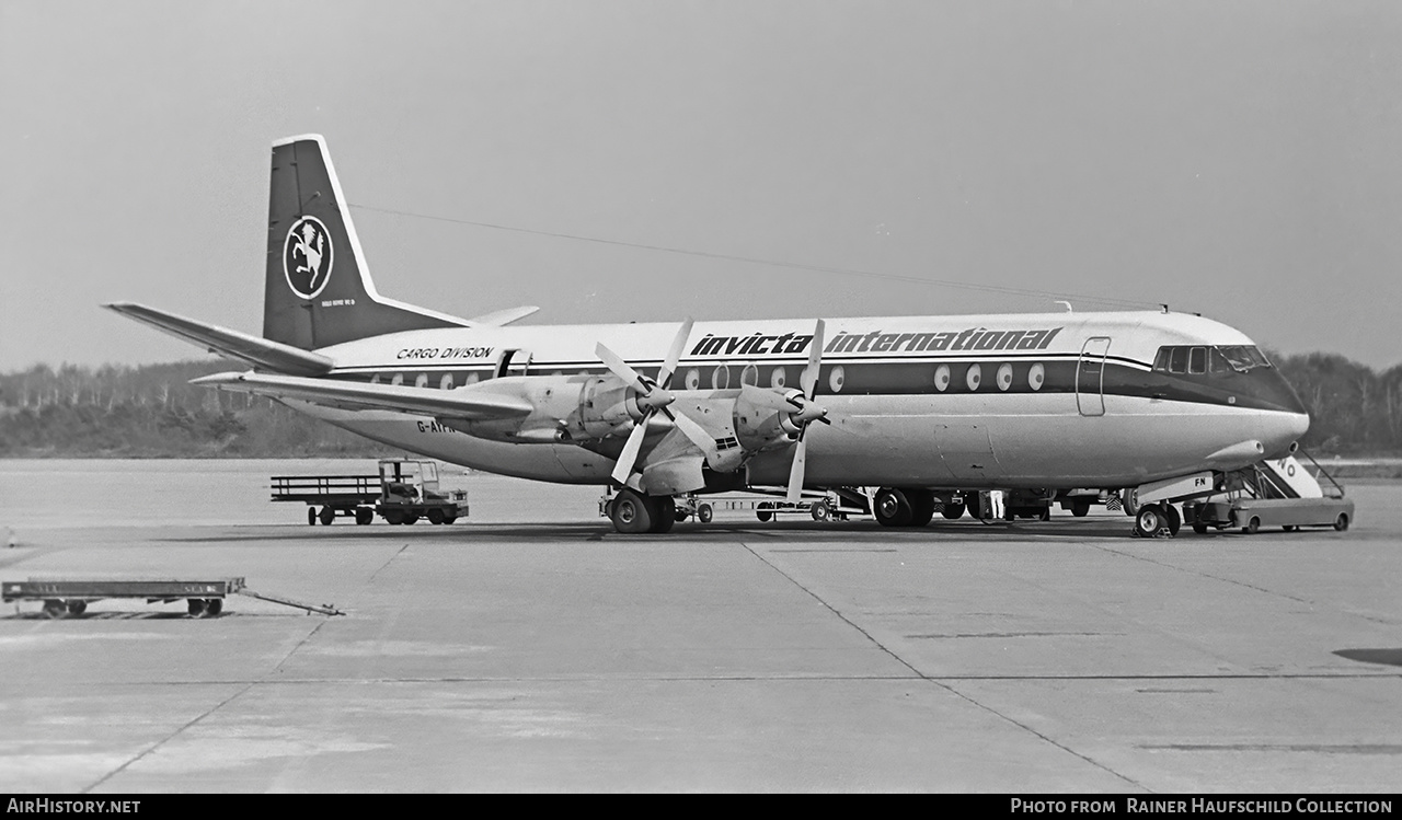 Aircraft Photo of G-AYFN | Vickers 952 Vanguard | Invicta International Airlines | AirHistory.net #583708