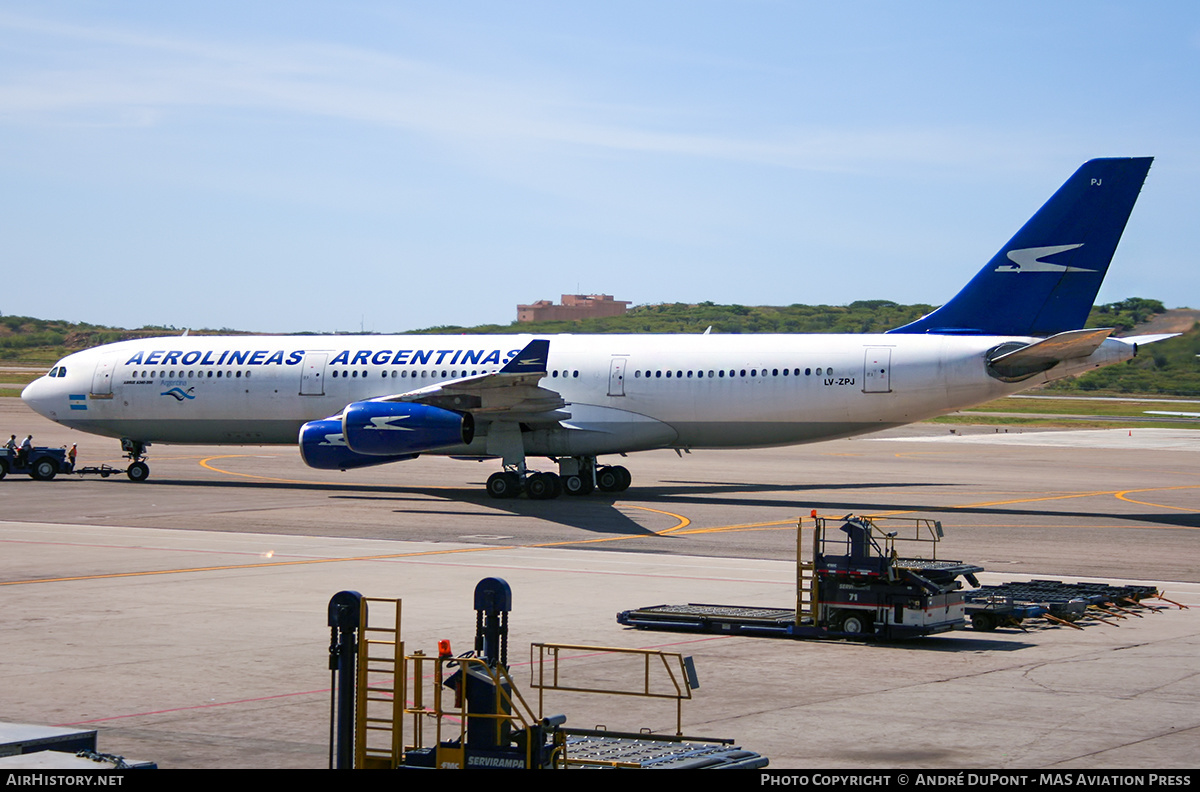 Aircraft Photo of LV-ZPJ | Airbus A340-211 | Aerolíneas Argentinas | AirHistory.net #583723