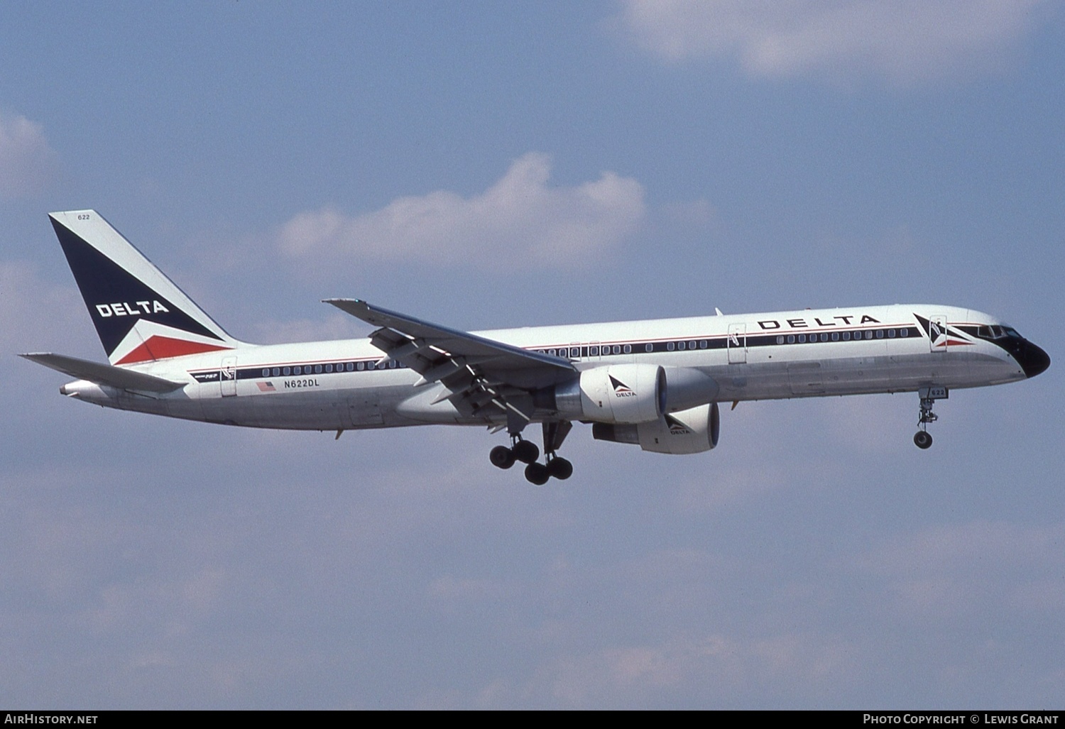 Aircraft Photo of N622DL | Boeing 757-232 | Delta Air Lines | AirHistory.net #583730