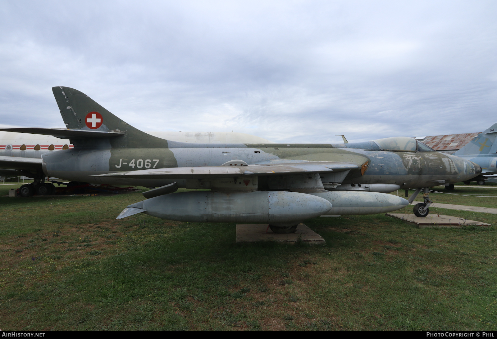 Aircraft Photo of J-4067 | Hawker Hunter F58 | Switzerland - Air Force | AirHistory.net #583779