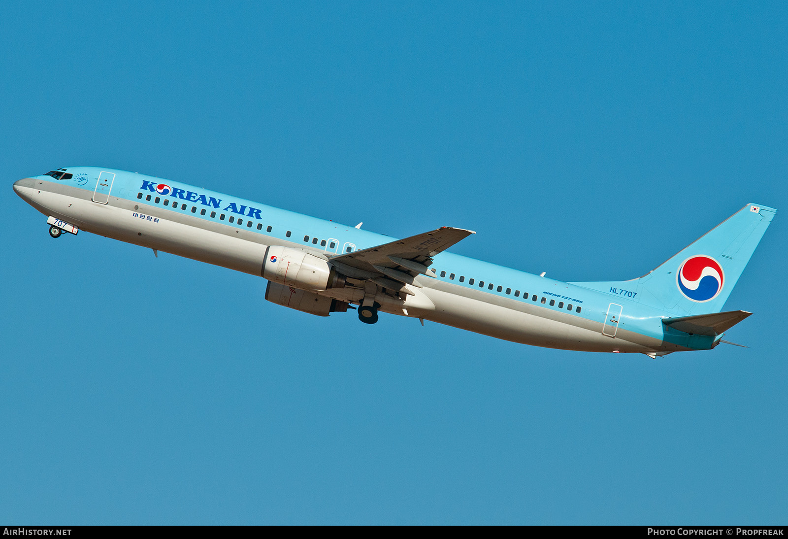 Aircraft Photo of HL7707 | Boeing 737-9B5 | Korean Air | AirHistory.net #583803