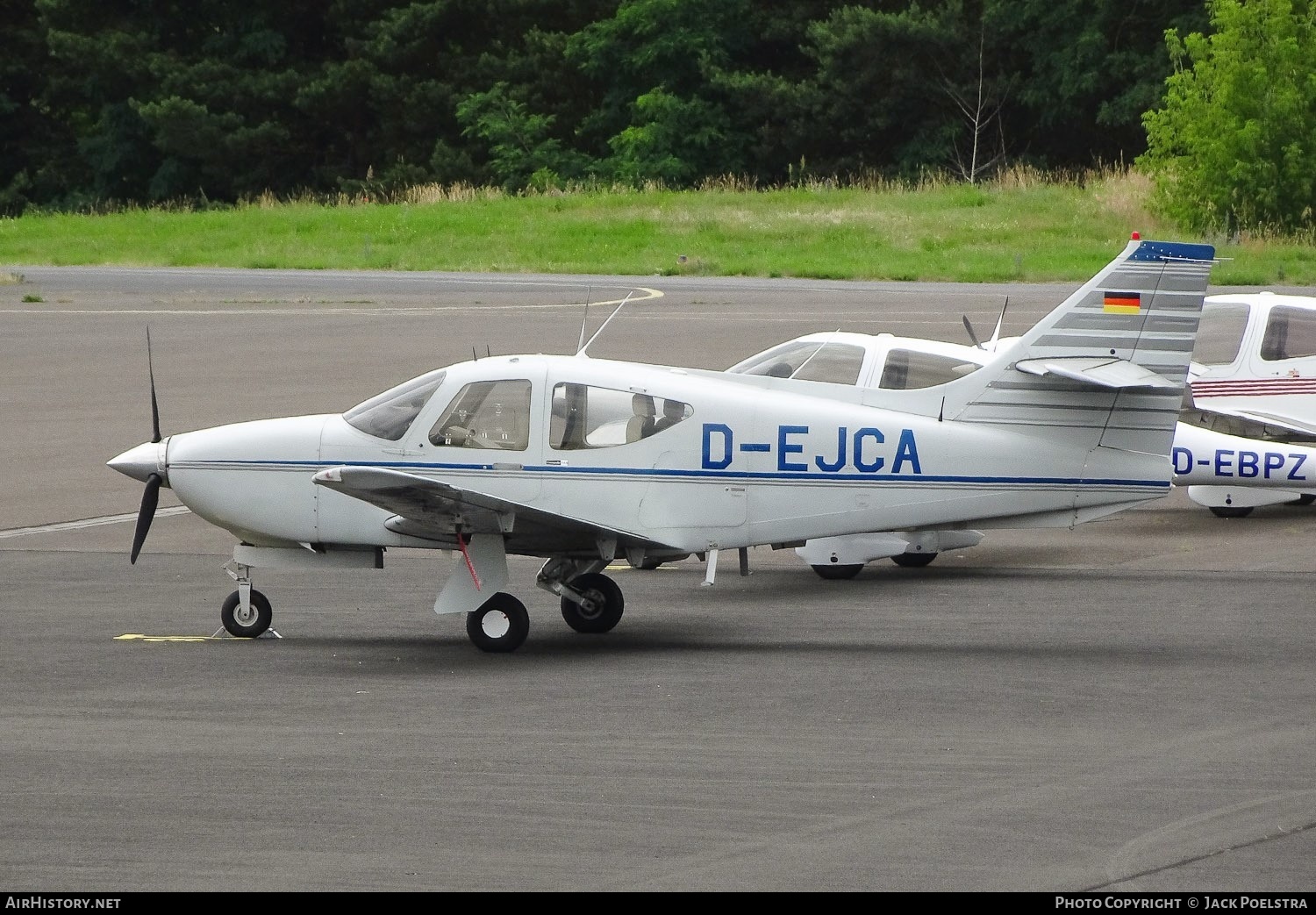 Aircraft Photo of D-EJCA | Commander 114B | AirHistory.net #583815