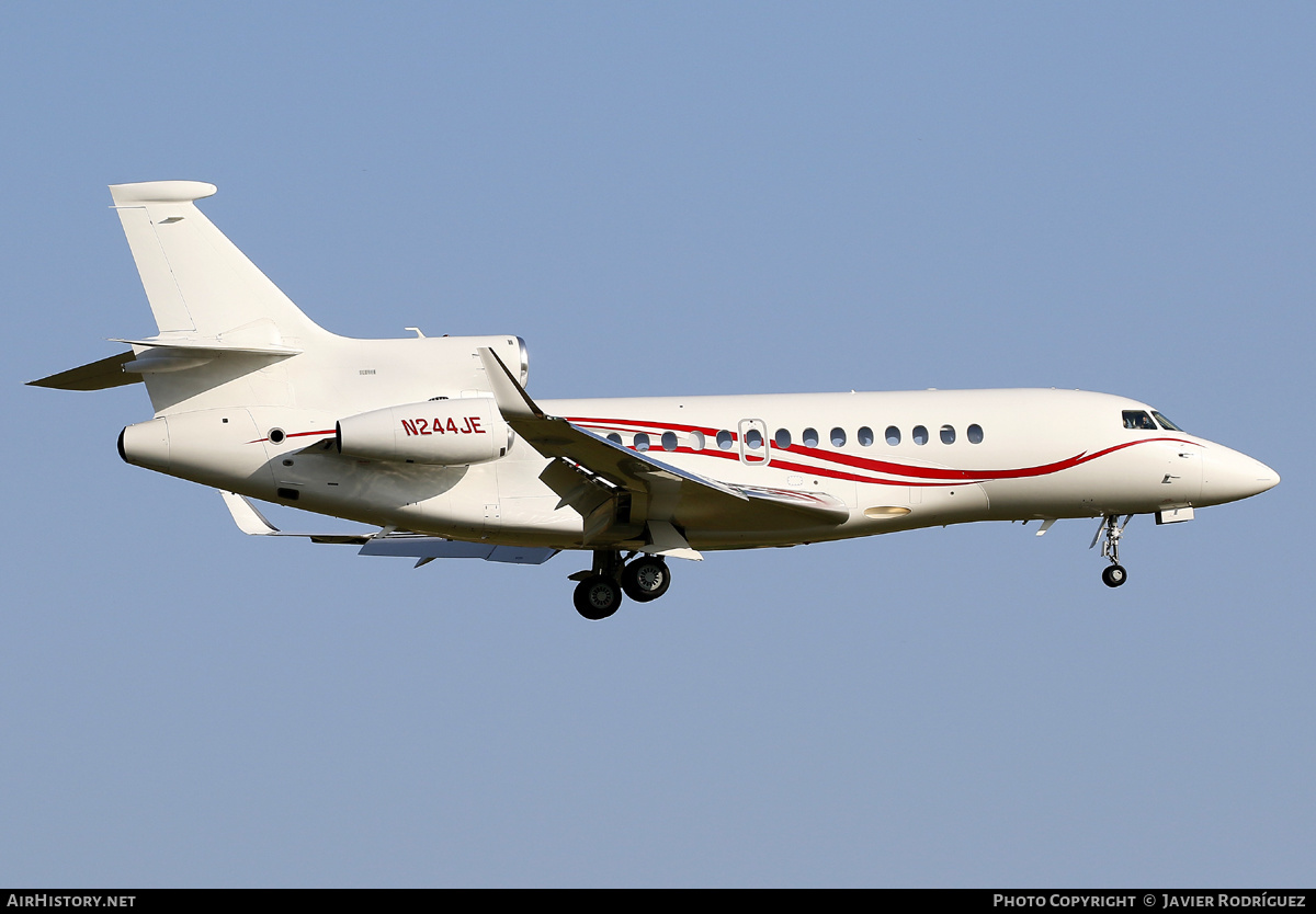 Aircraft Photo of N244JE | Dassault Falcon 7X | AirHistory.net #583948