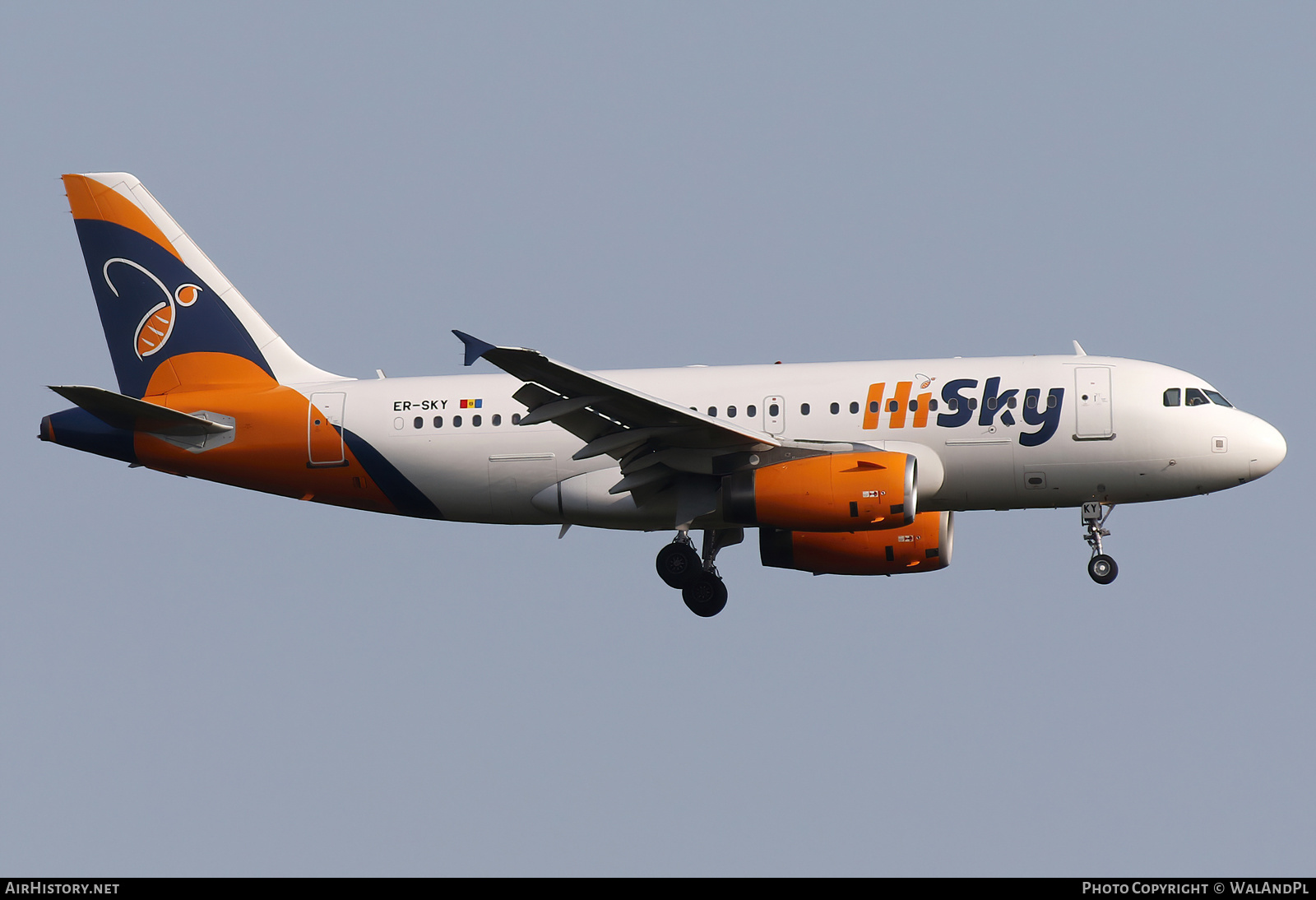 Aircraft Photo of ER-SKY | Airbus A319-131 | HiSky | AirHistory.net #583997