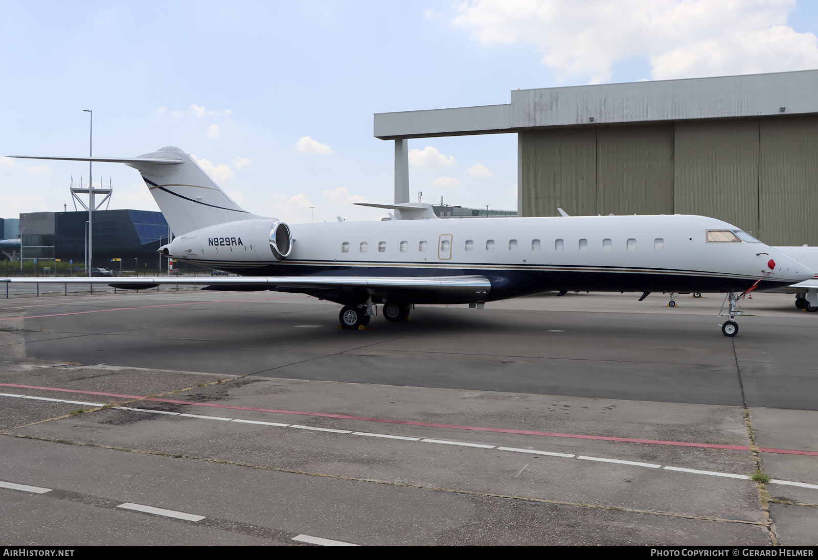 Aircraft Photo of N829RA | Bombardier Global Express (BD-700-1A10) | AirHistory.net #584006