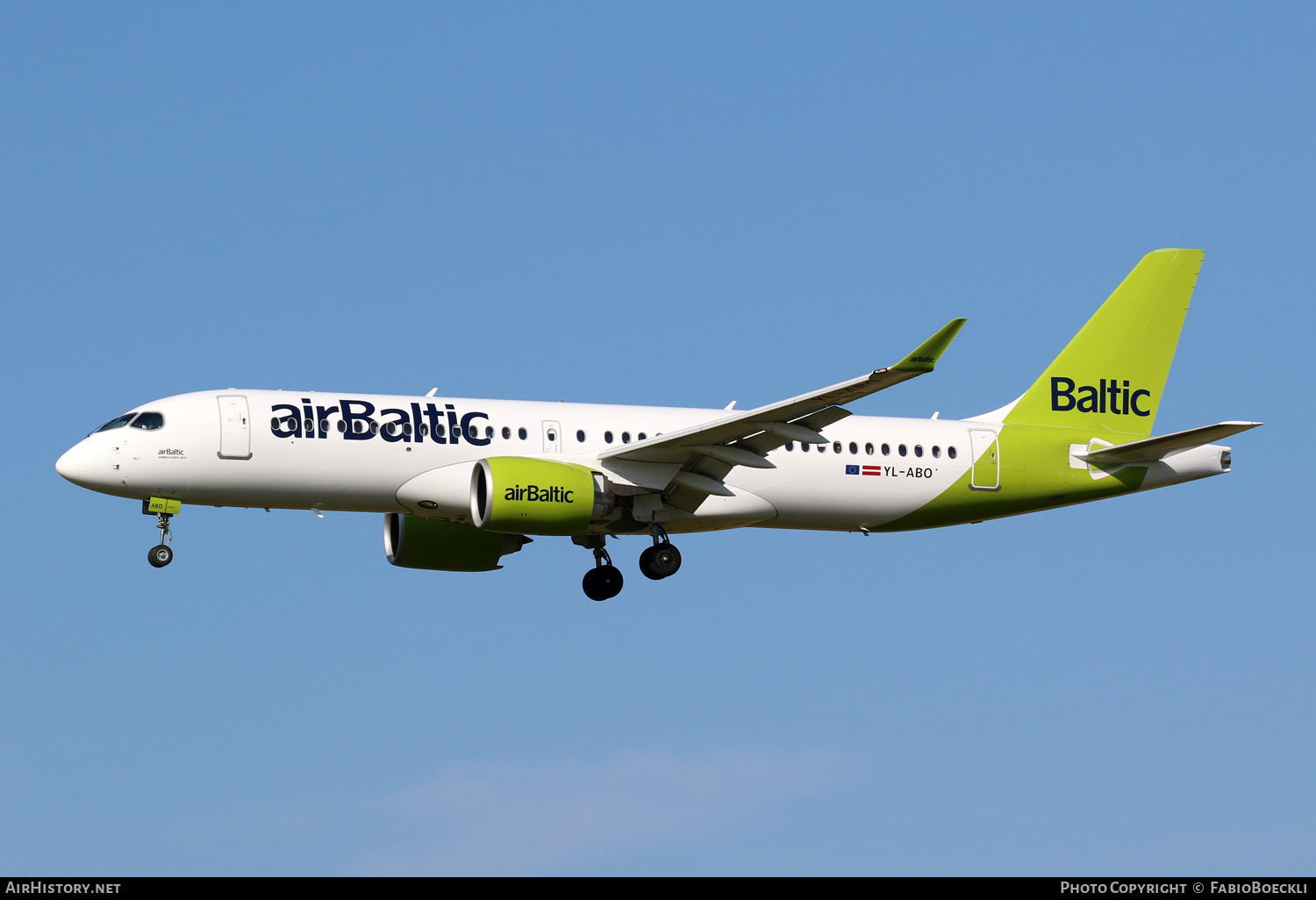 Aircraft Photo of YL-ABO | Airbus A220-371 (BD-500-1A11) | AirBaltic | AirHistory.net #584114