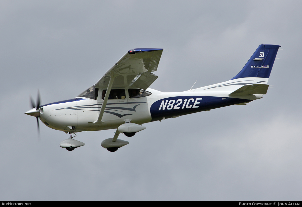 Aircraft Photo of N821CE | Cessna 182T Skylane II | AirHistory.net #584212