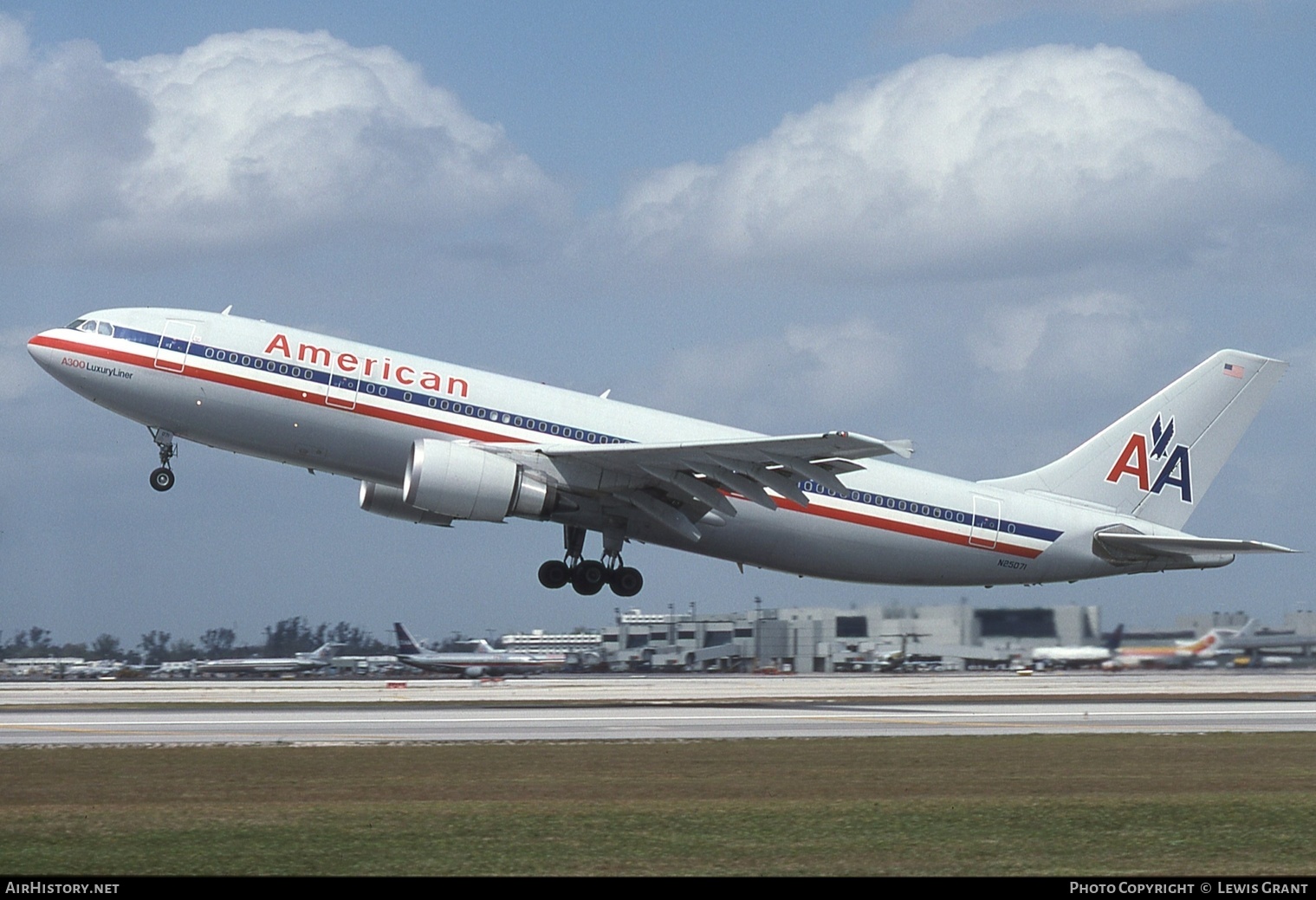 Aircraft Photo of N25071 | Airbus A300B4-605R | American Airlines | AirHistory.net #584224