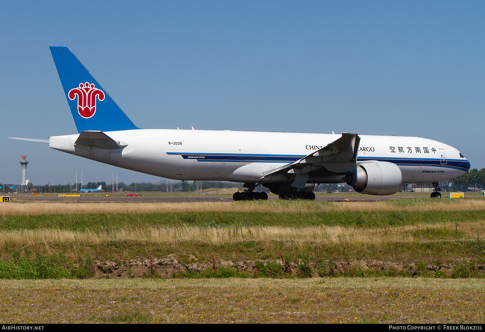Aircraft Photo of B-2028 | Boeing 777-F1B | China Southern Airlines Cargo | AirHistory.net #584308
