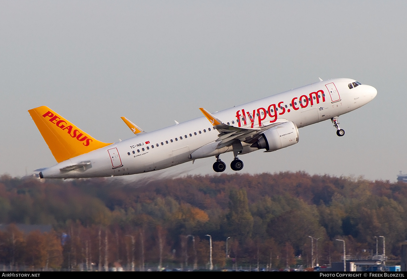 Aircraft Photo of TC-NBJ | Airbus A320-251N | Pegasus Airlines | AirHistory.net #584313
