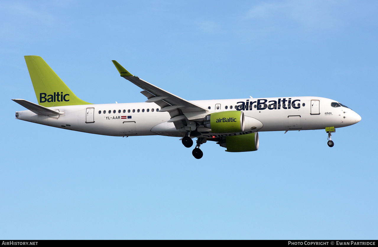 Aircraft Photo of YL-AAR | Airbus A220-371 (BD-500-1A11) | AirBaltic | AirHistory.net #584427