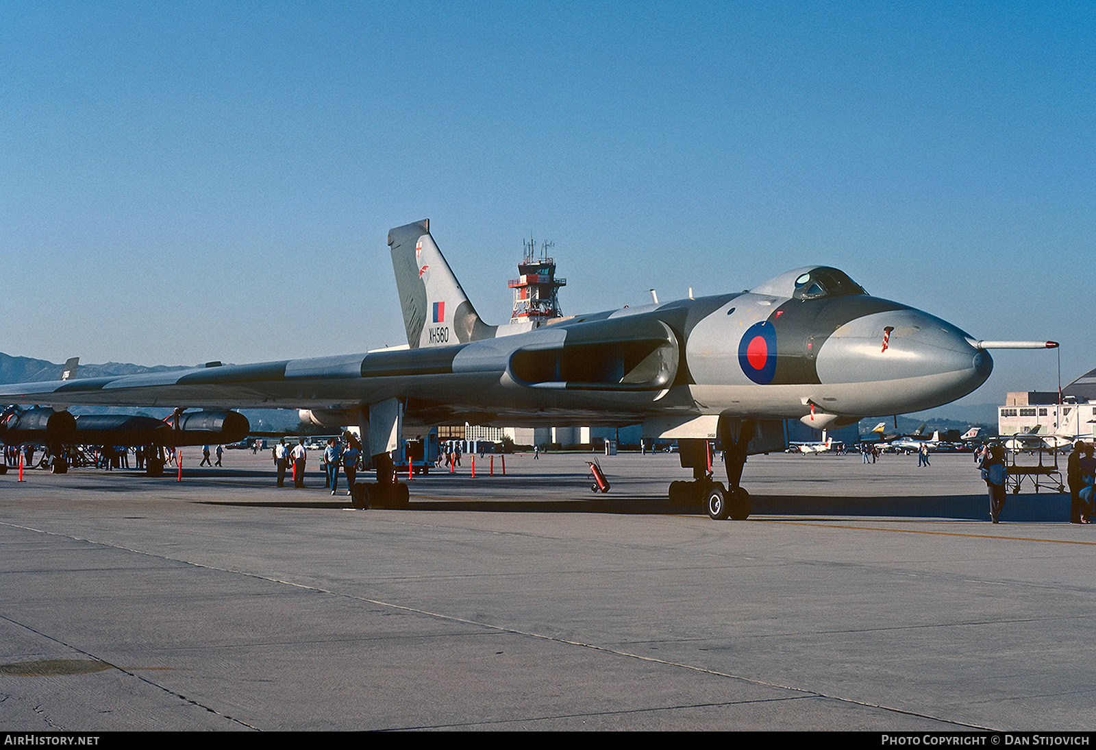 Aircraft Photo of XH560 | Avro 698 Vulcan K.2 | UK - Air Force | AirHistory.net #584476