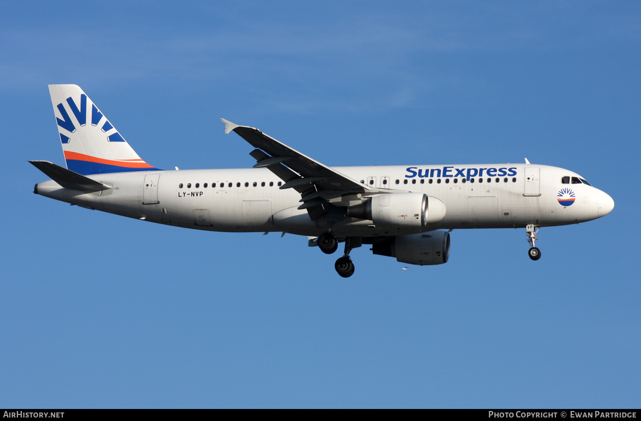Aircraft Photo of LY-NVP | Airbus A320-214 | SunExpress | AirHistory.net #584500