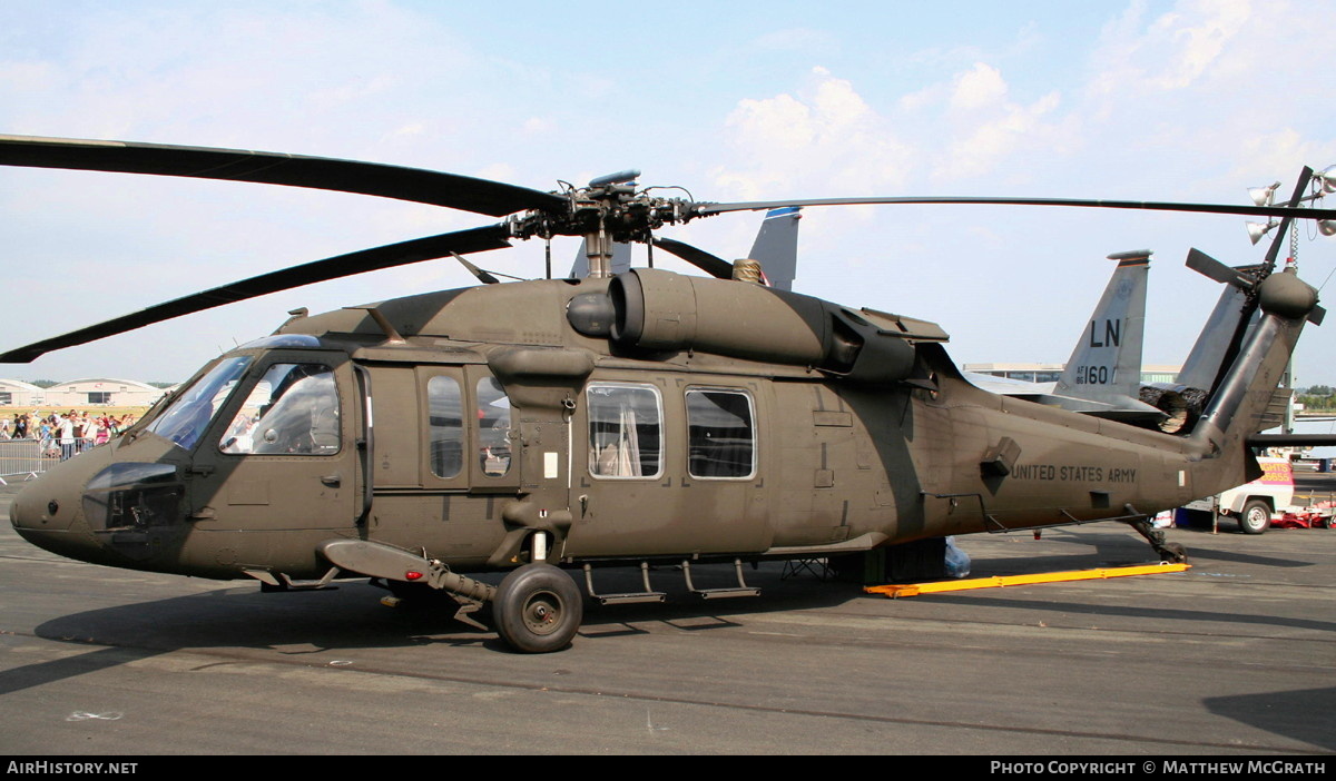 Aircraft Photo of 83-23869 / 0-23869 | Sikorsky UH-60A Black Hawk (S-70A) | USA - Army | AirHistory.net #584527