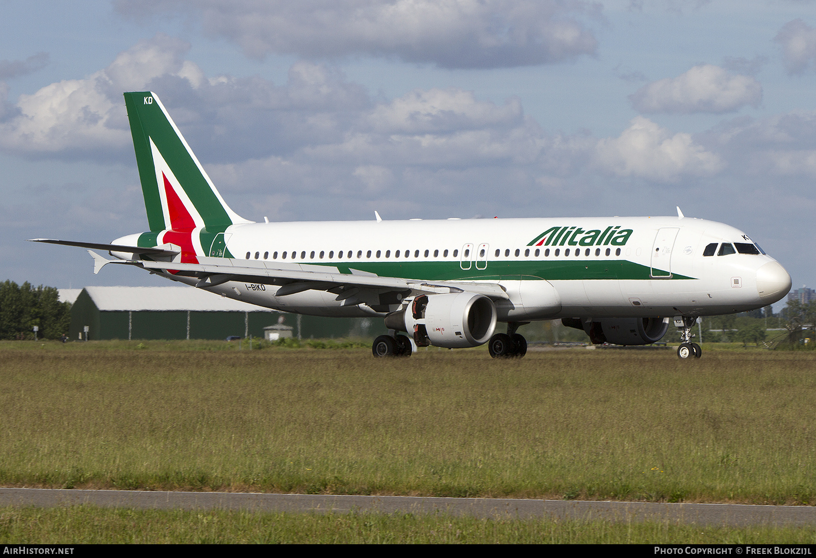 Aircraft Photo of I-BIKD | Airbus A320-214 | Alitalia | AirHistory.net #584534