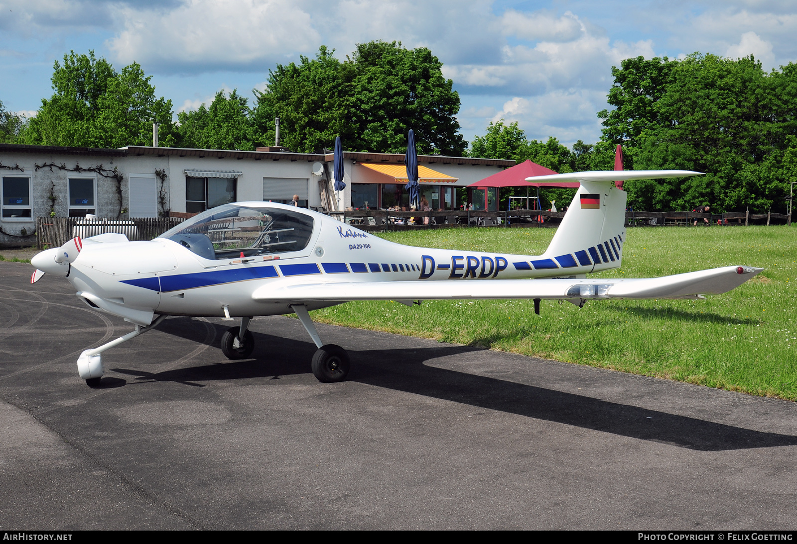 Aircraft Photo of D-ERDP | Diamond DA20A-1 Katana 100 | AirHistory.net #584538