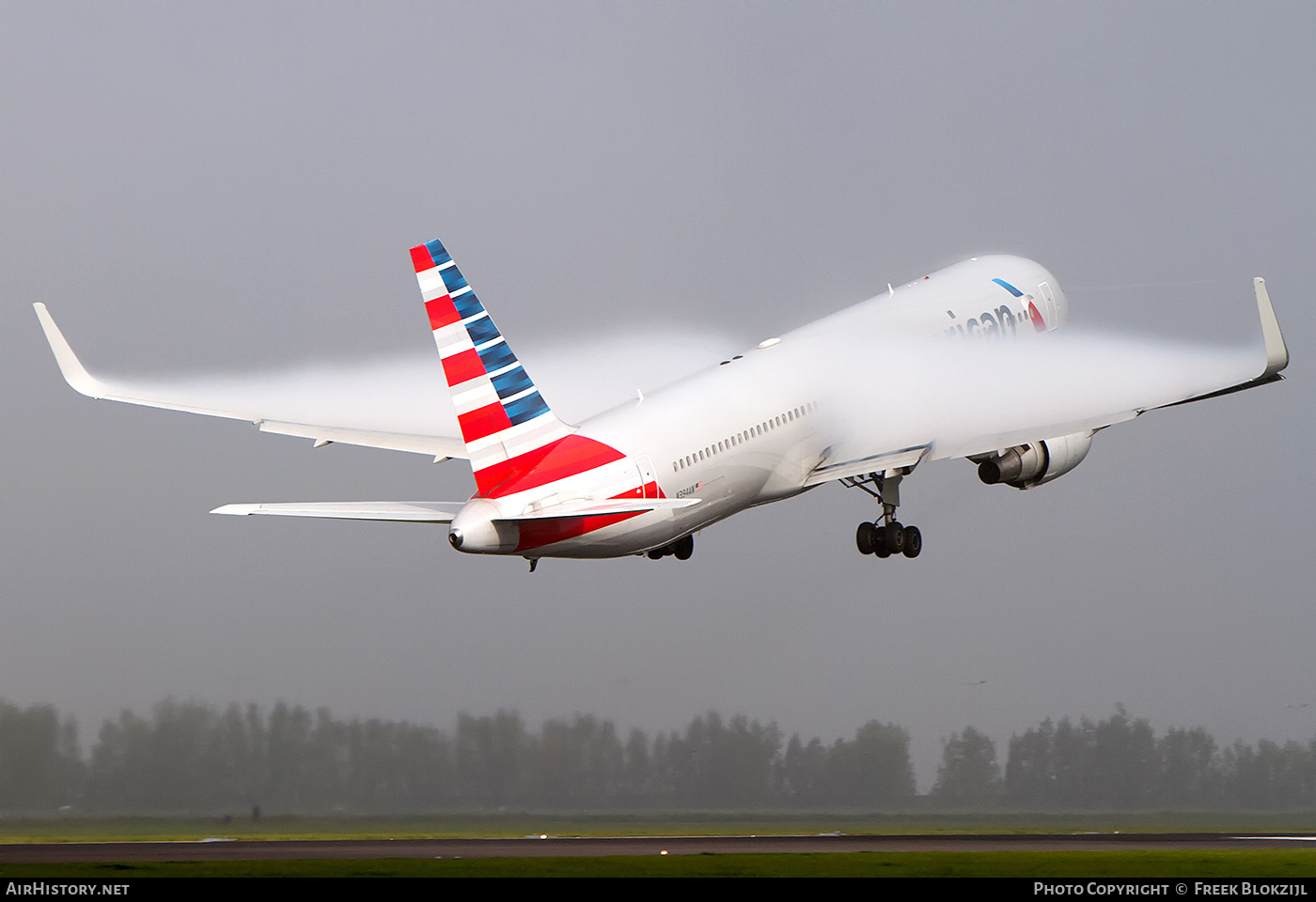 Aircraft Photo of N394AN | Boeing 767-323/ER | American Airlines | AirHistory.net #584557