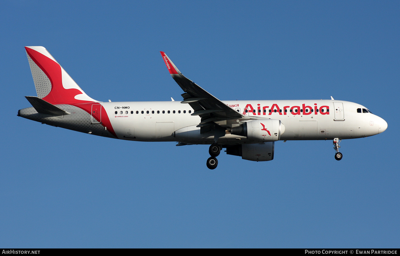 Aircraft Photo of CN-NMO | Airbus A320-214 | Air Arabia | AirHistory.net #584563