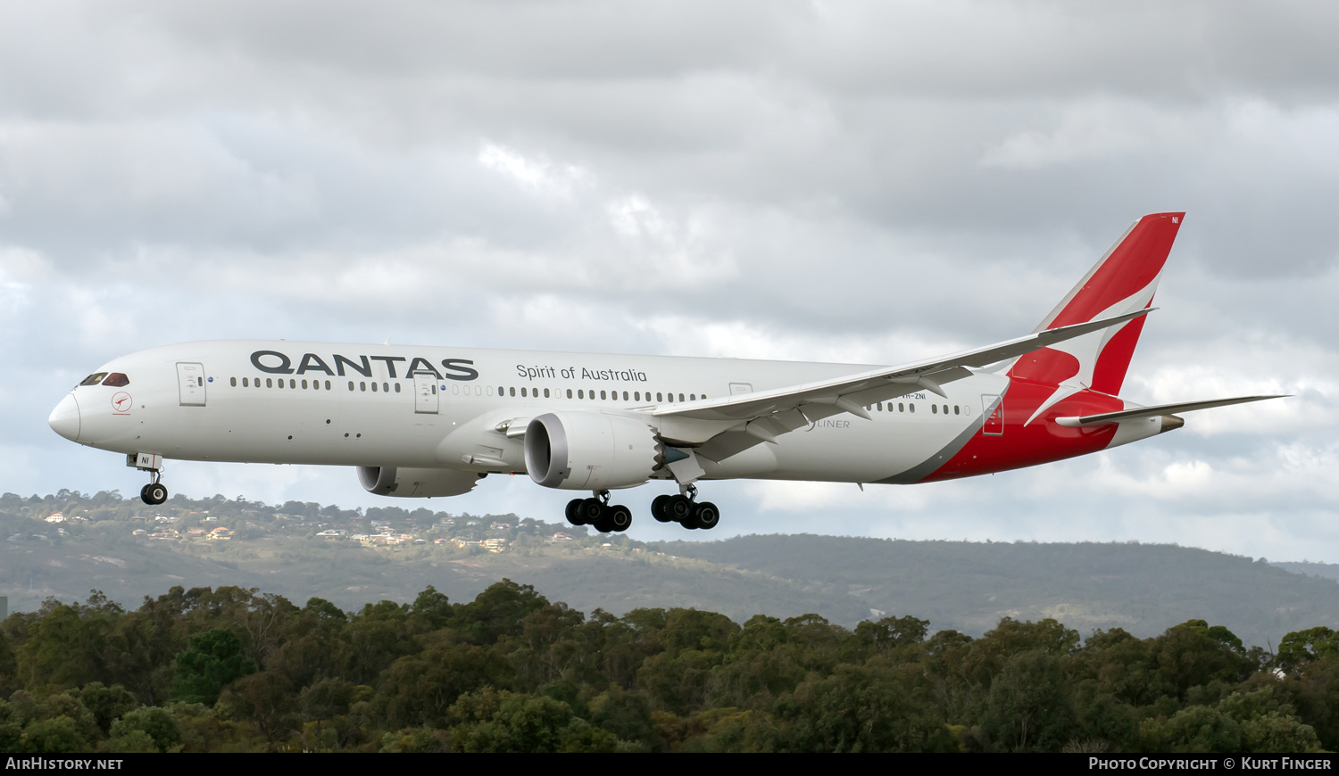 Aircraft Photo of VH-ZNI | Boeing 787-9 Dreamliner | Qantas | AirHistory.net #584637