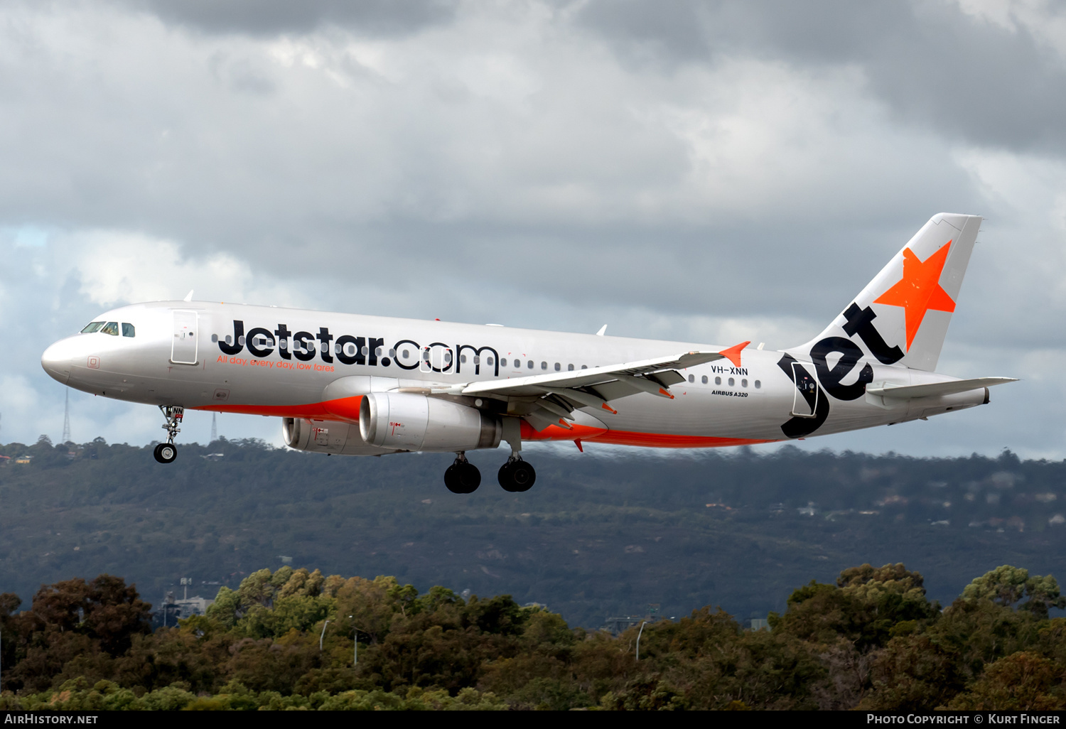 Aircraft Photo of VH-XNN | Airbus A320-232 | Jetstar Airways | AirHistory.net #584643