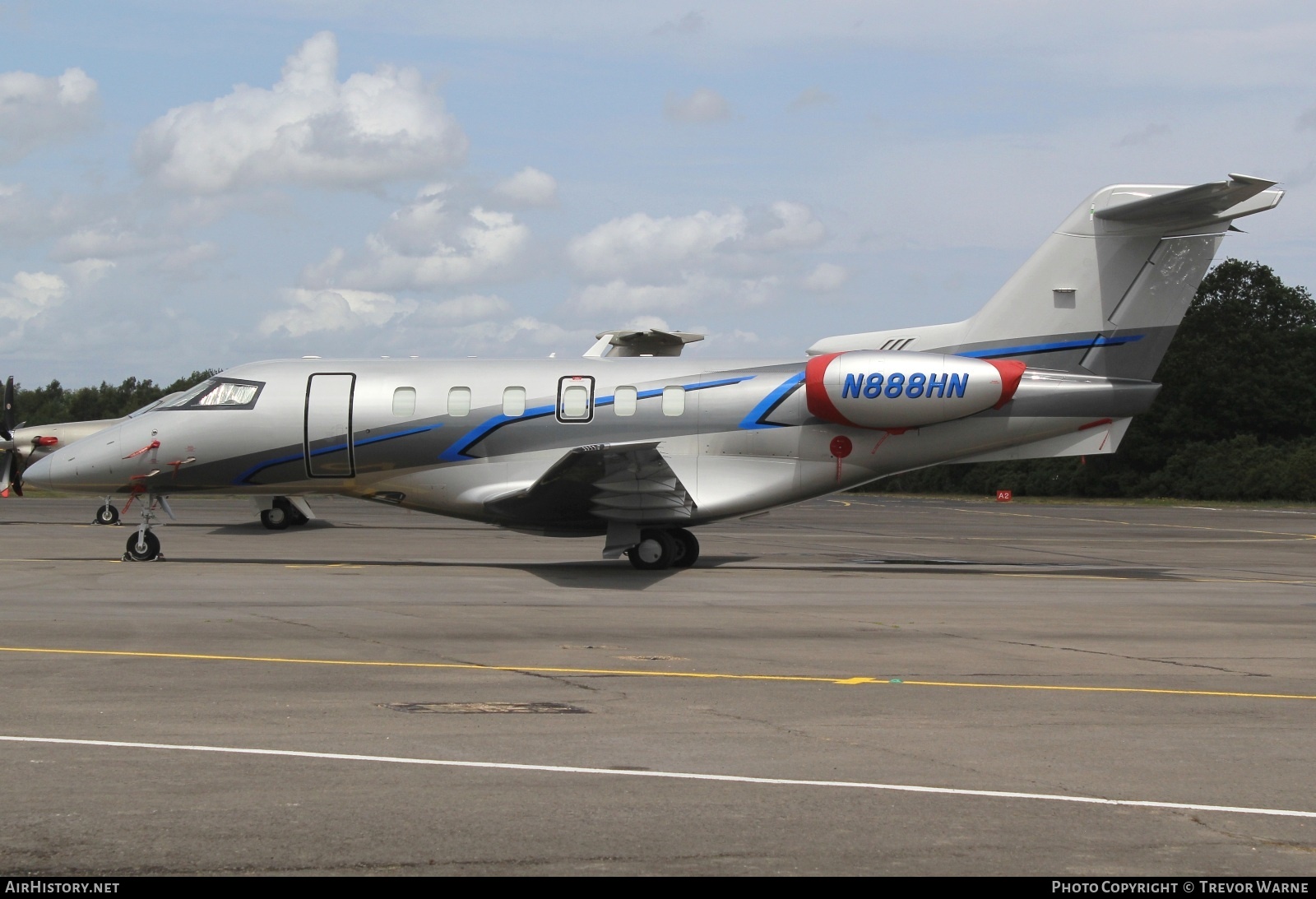 Aircraft Photo of N888HN | Pilatus PC-24 | AirHistory.net #584734