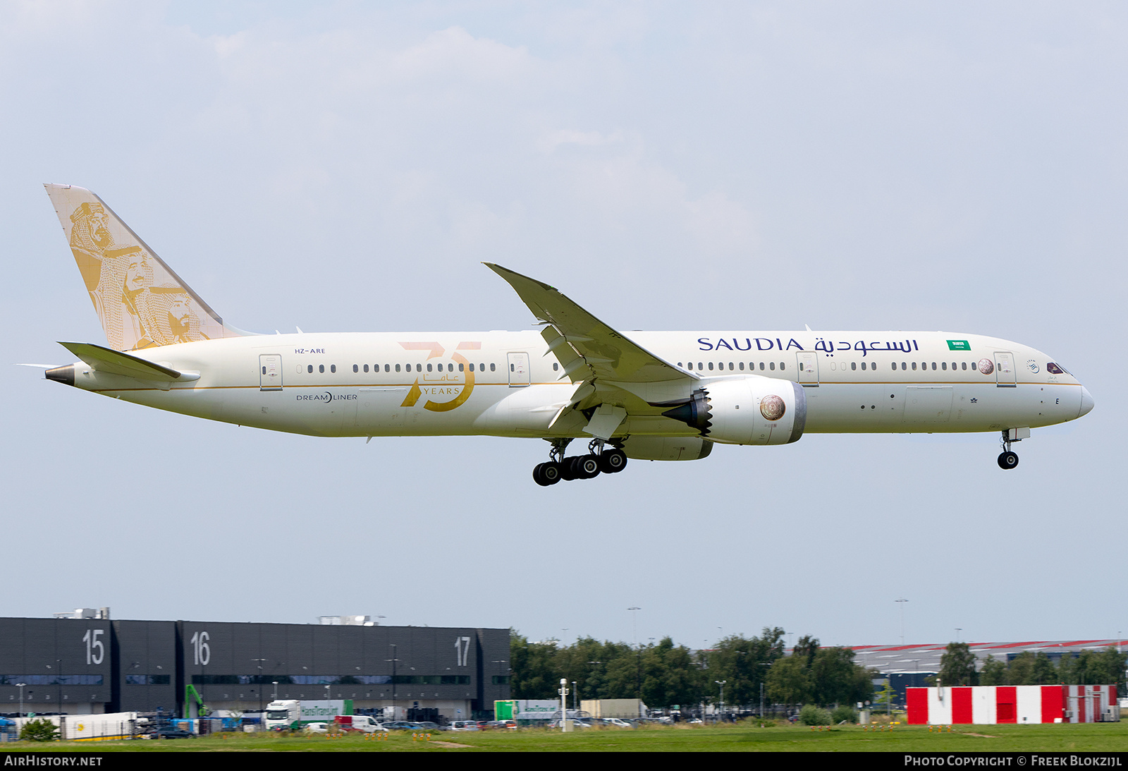 Aircraft Photo of HZ-ARE | Boeing 787-9 Dreamliner | Saudia - Saudi Arabian Airlines | AirHistory.net #584821