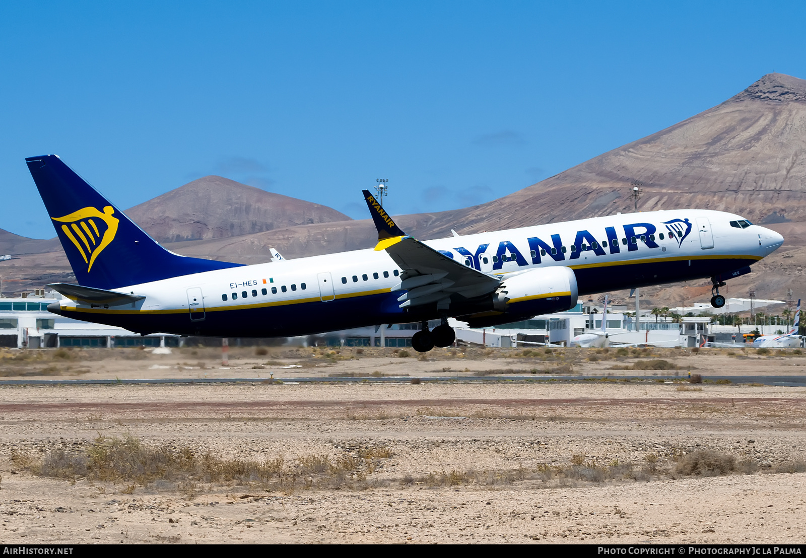 Aircraft Photo of EI-HES | Boeing 737-8200 Max 200 | Ryanair | AirHistory.net #584882