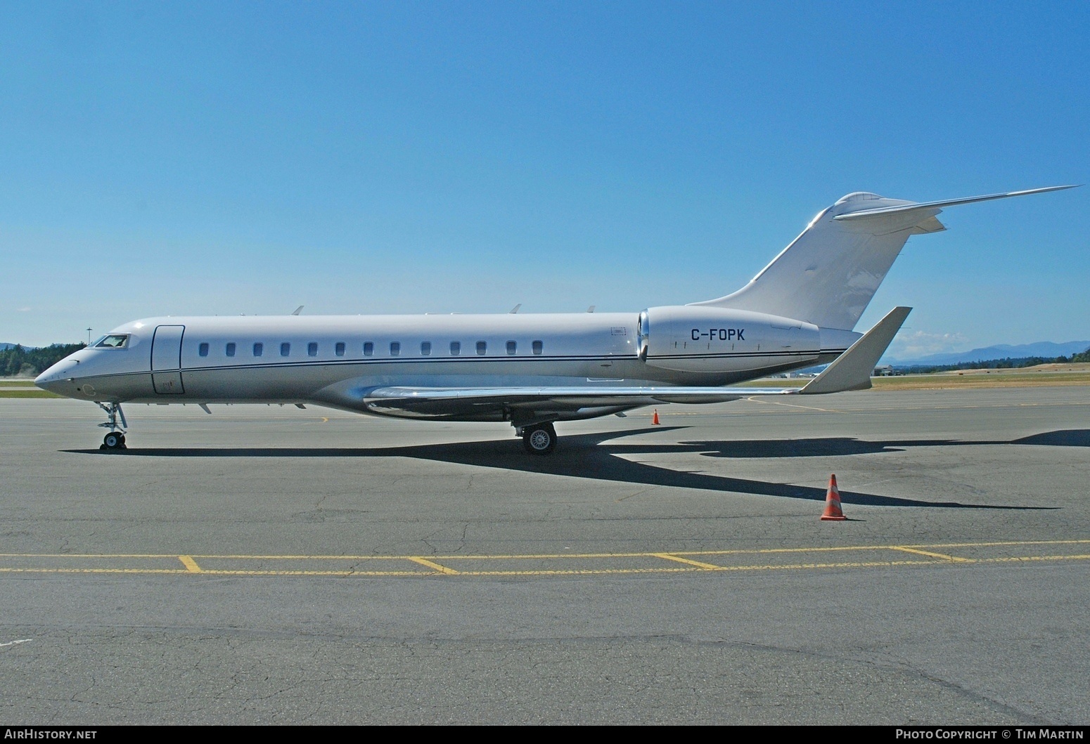 Aircraft Photo of C-FOPK | Bombardier Global Express (BD-700-1A10) | AirHistory.net #585016