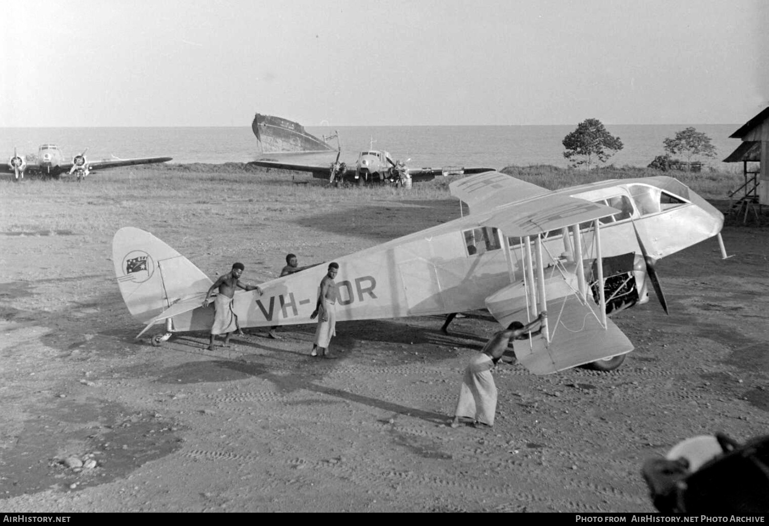Aircraft Photo of VH-AOR | De Havilland D.H. 84A Dragon 3 | Qantas Empire Airways - QEA | AirHistory.net #585022