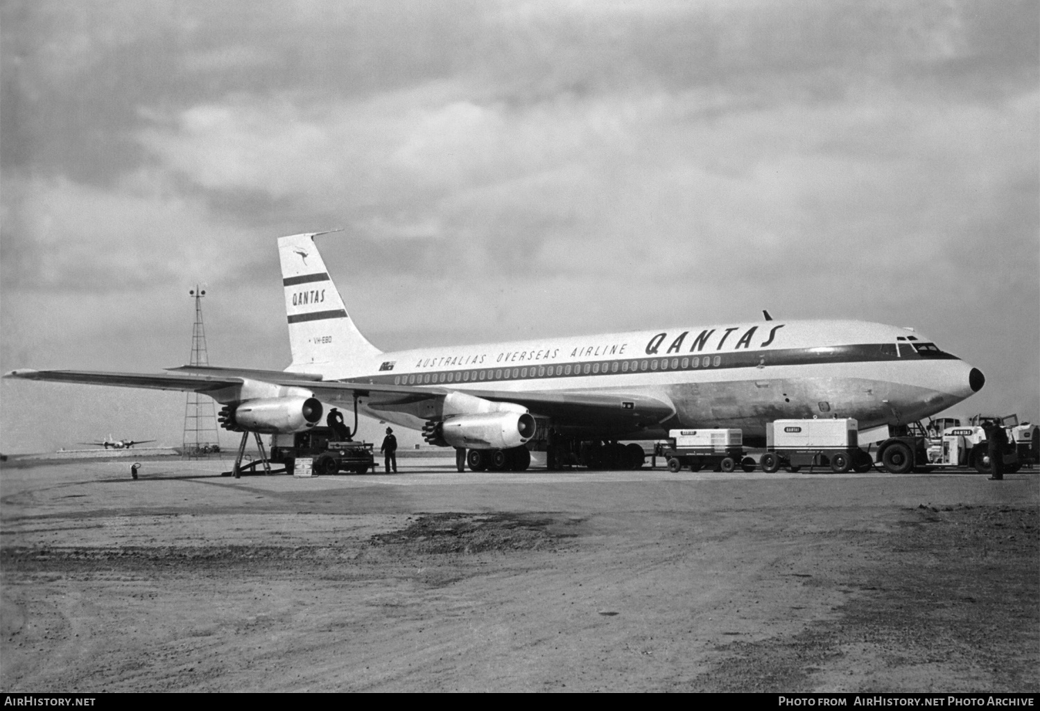 Aircraft Photo of VH-EBD | Boeing 707-138 | Qantas | AirHistory.net #585027