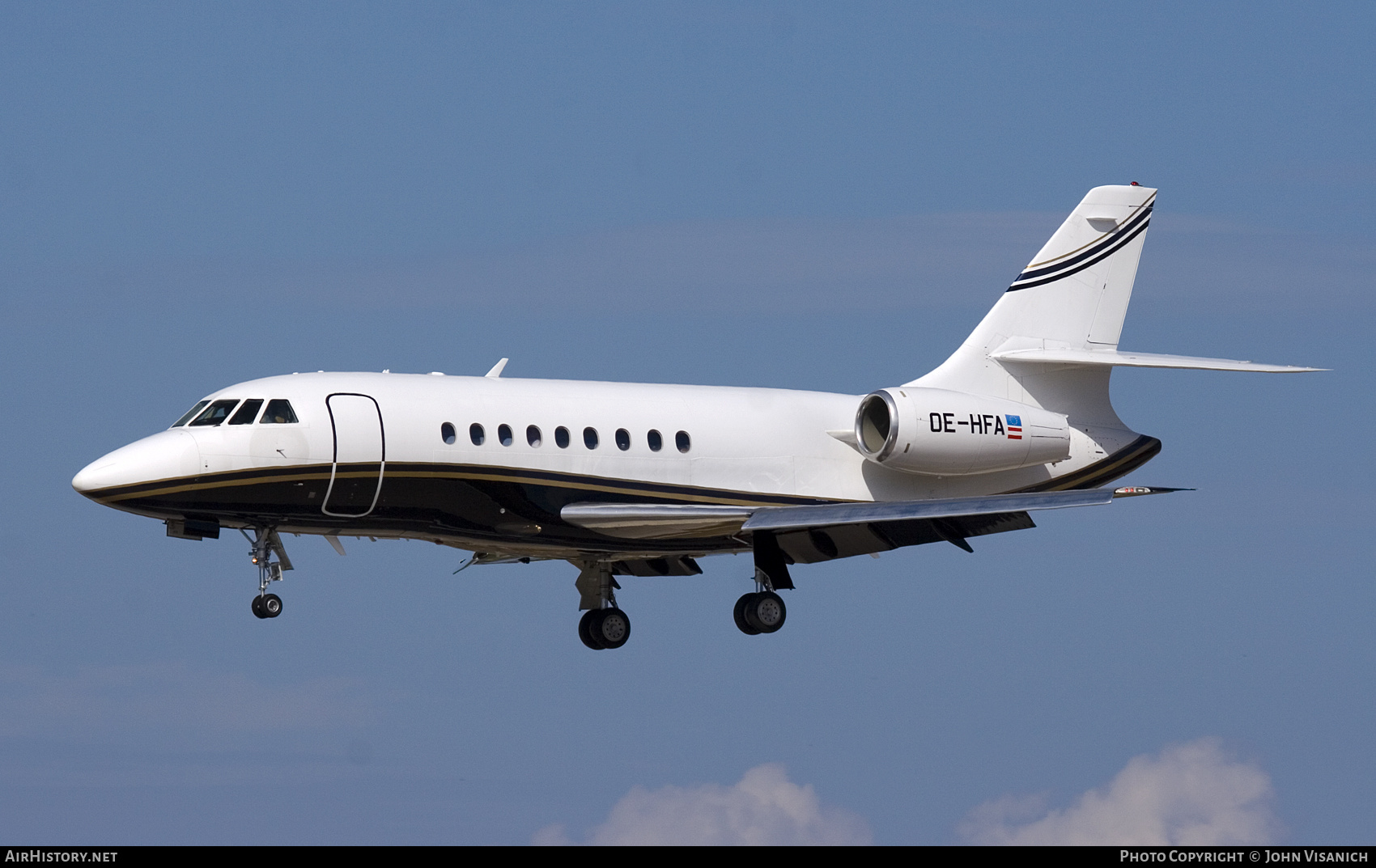 Aircraft Photo of OE-HFA | Dassault Falcon 2000 | AirHistory.net #585030