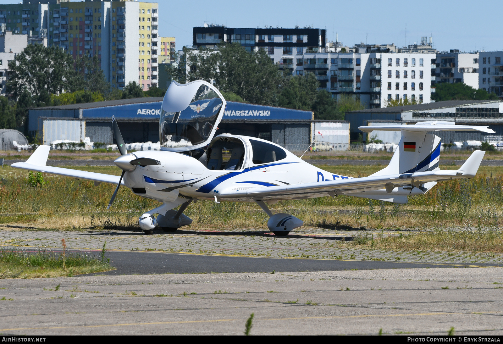 Aircraft Photo of D-EESU | Diamond DA40 NG Diamond Star | AirHistory.net #585059