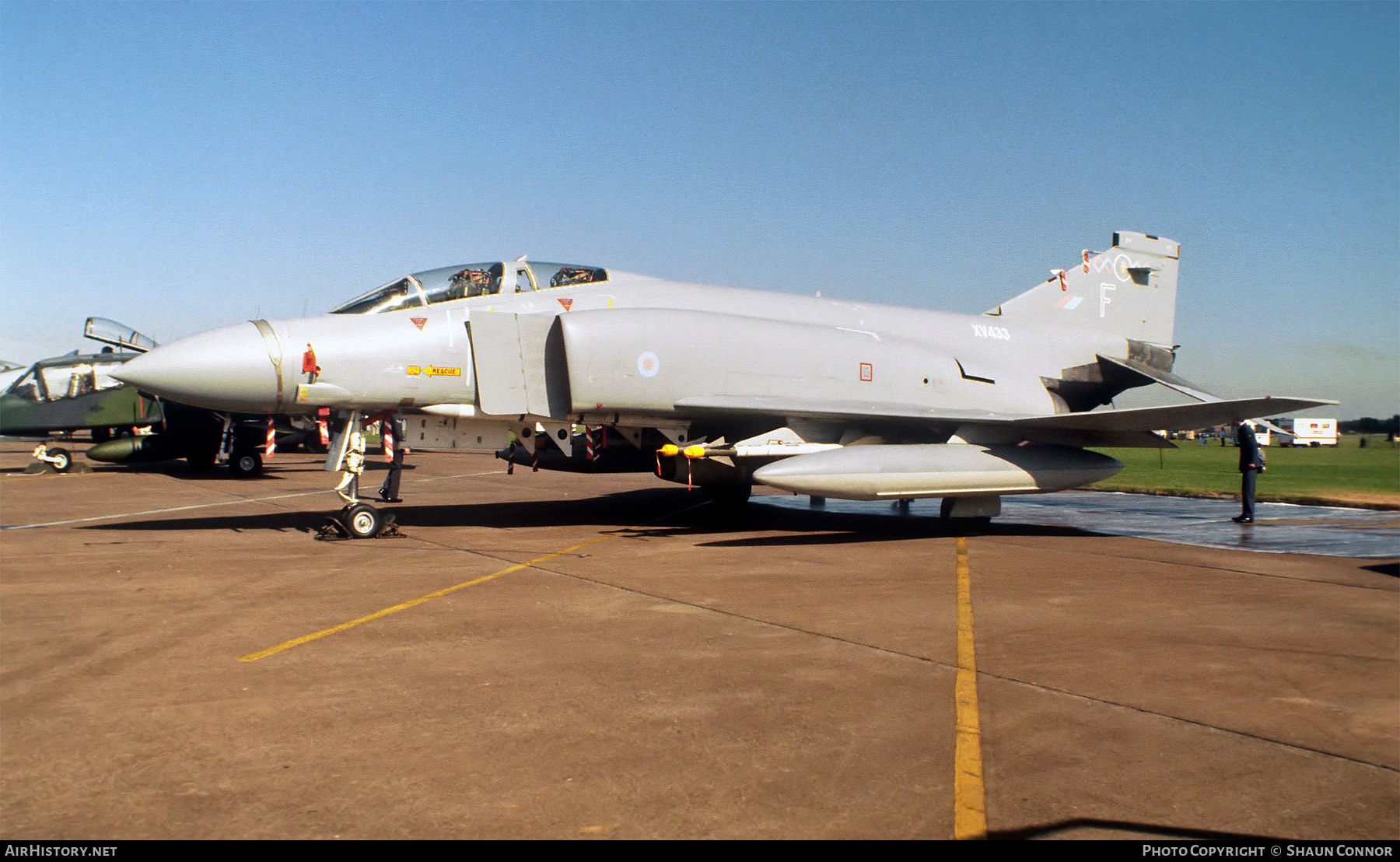 Aircraft Photo of XV433 | McDonnell Douglas F-4M Phantom FGR2 | UK - Air Force | AirHistory.net #585077