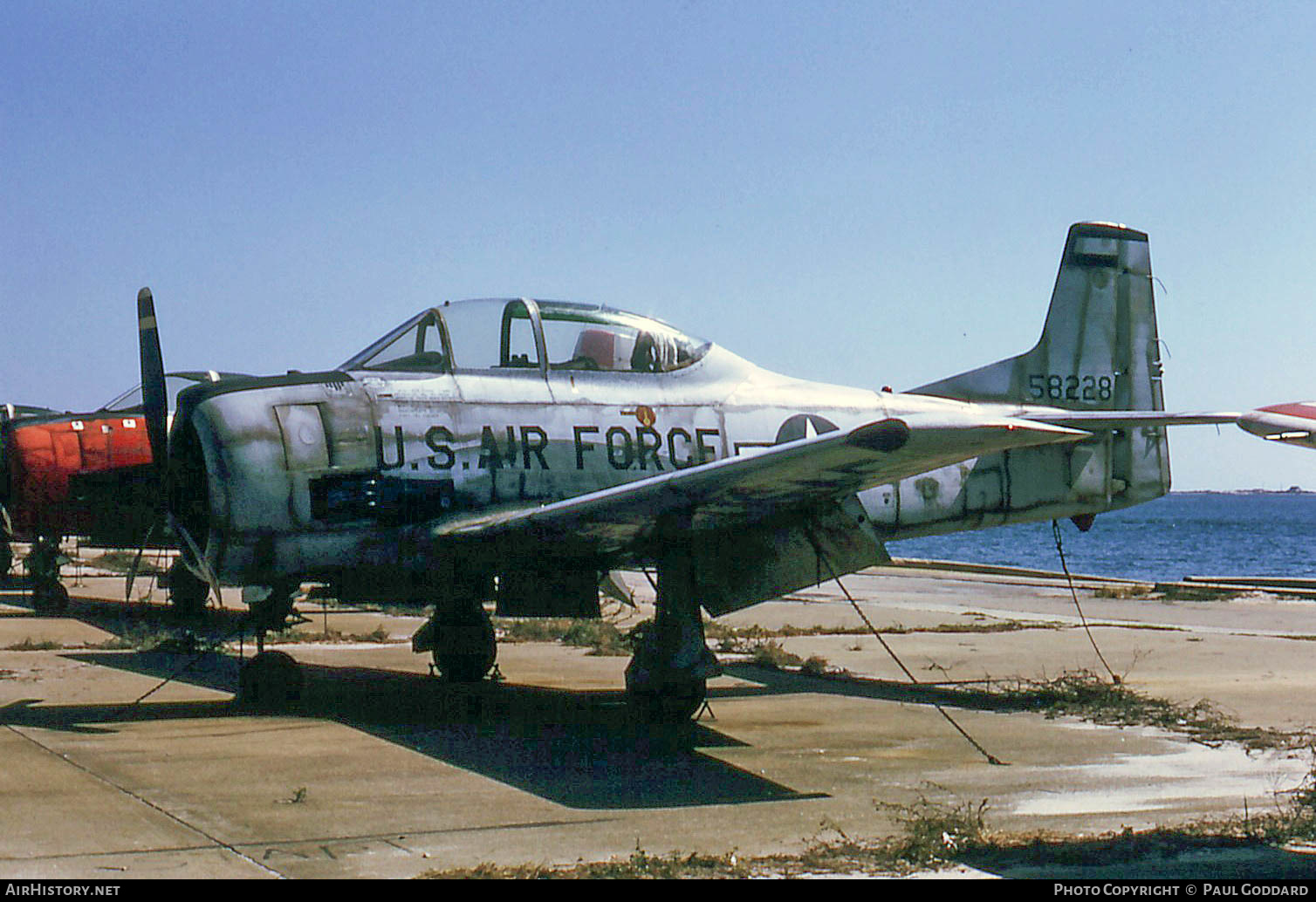 Aircraft Photo of 55-138228 / 58228 | North American T-28B Trojan | USA - Air Force | AirHistory.net #585122