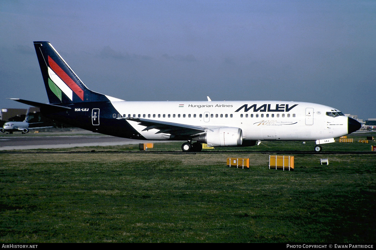 Aircraft Photo of HA-LEJ | Boeing 737-3Q8 | Malév - Hungarian Airlines | AirHistory.net #585135