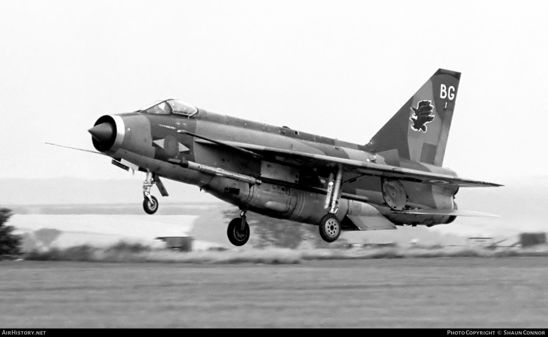 Aircraft Photo of XS923 | English Electric Lightning F6 | UK - Air Force | AirHistory.net #585137