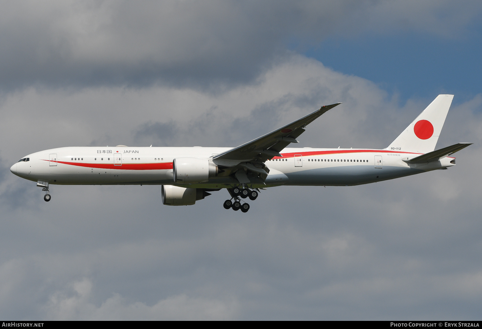 Aircraft Photo of 80-1112 | Boeing 777-300/ER | Japan - Air Force | AirHistory.net #585183