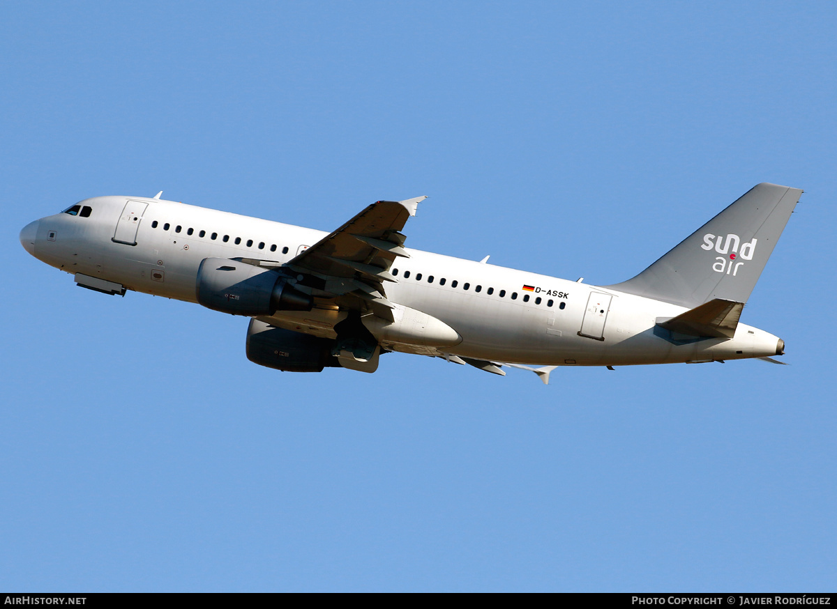 Aircraft Photo of D-ASSK | Airbus A319-111 | Sundair | AirHistory.net #585252