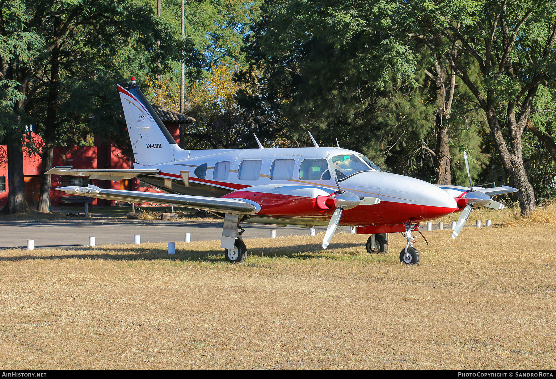 Aircraft Photo of LV-LBB | Piper PA-31 Navajo | AirHistory.net #585255