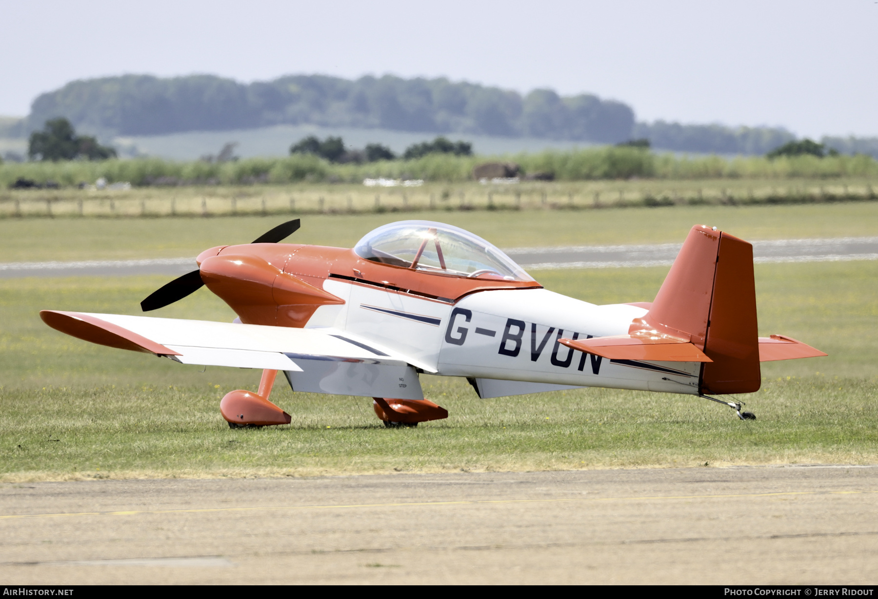Aircraft Photo of G-BVUN | Van's RV-4 | AirHistory.net #585312